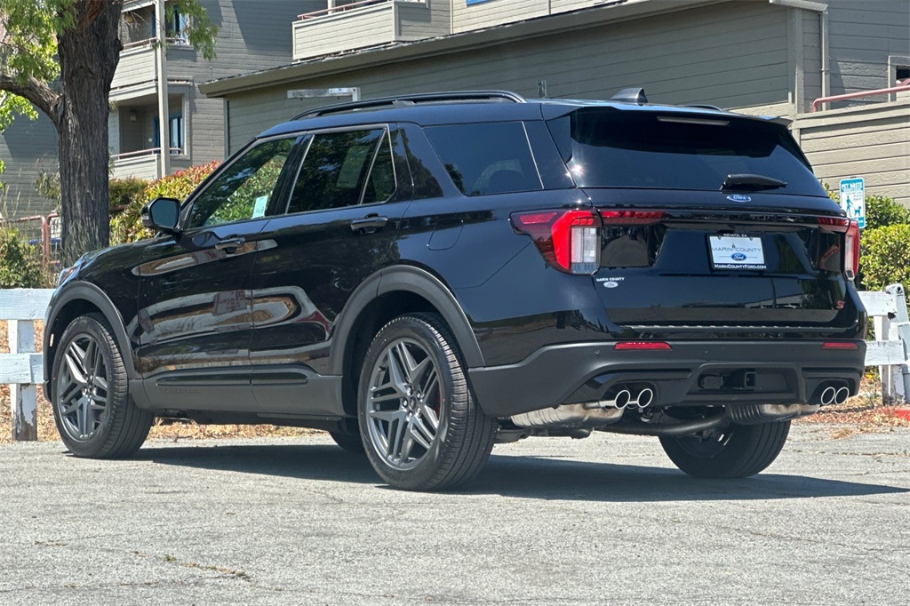 Vehicle image 7 of 29
