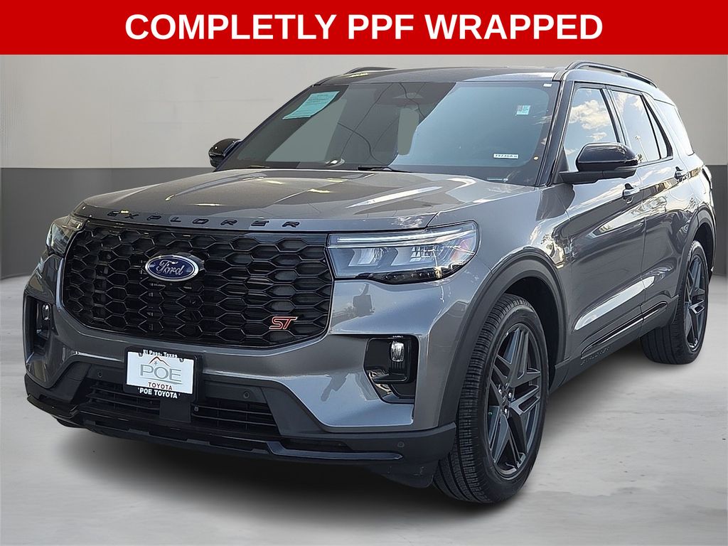 2025 Ford Explorer ST Image 1 of 12