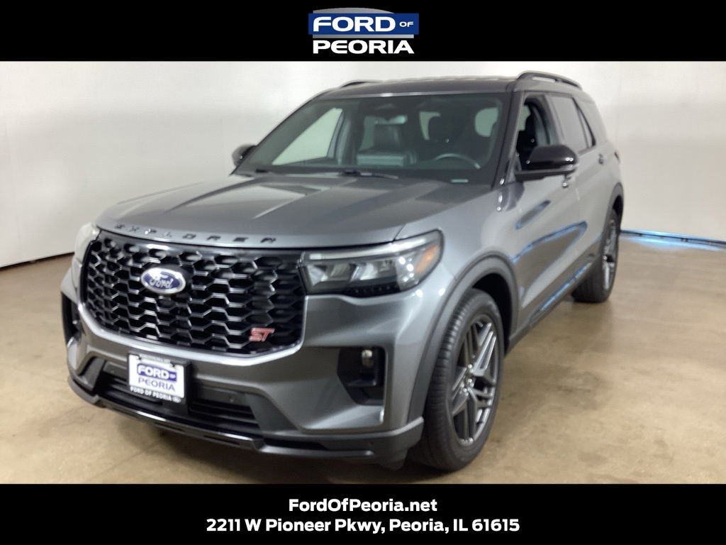 2025 Ford Explorer ST Image 1 of 38
