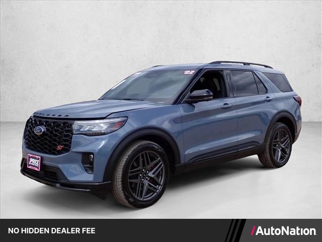 2025 Ford Explorer ST Image 1 of 28