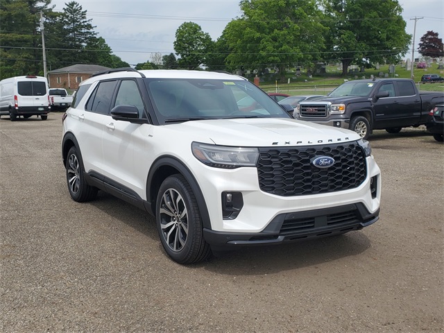 Vehicle image 3 of 36