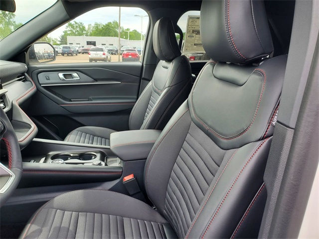 Vehicle image 15 of 36