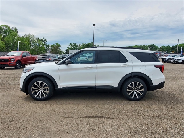 Vehicle image 9 of 36