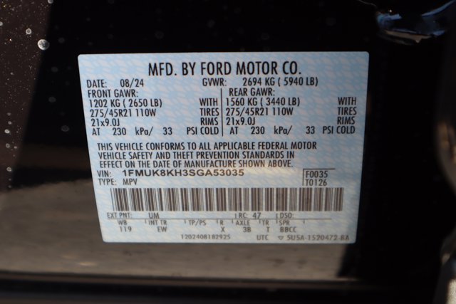 Vehicle image 31 of 32