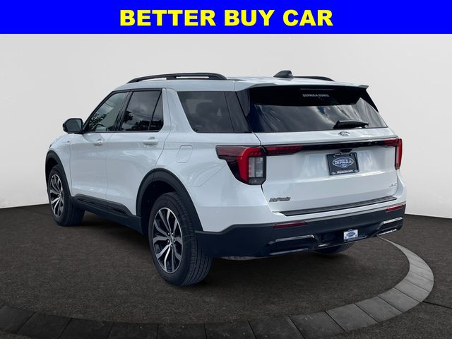 2025 Ford Explorer ST-Line Image 6 of 15