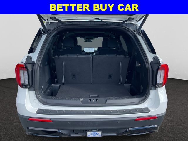 2025 Ford Explorer ST-Line Image 8 of 15