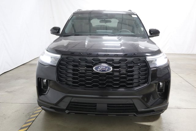 Vehicle image 6 of 32