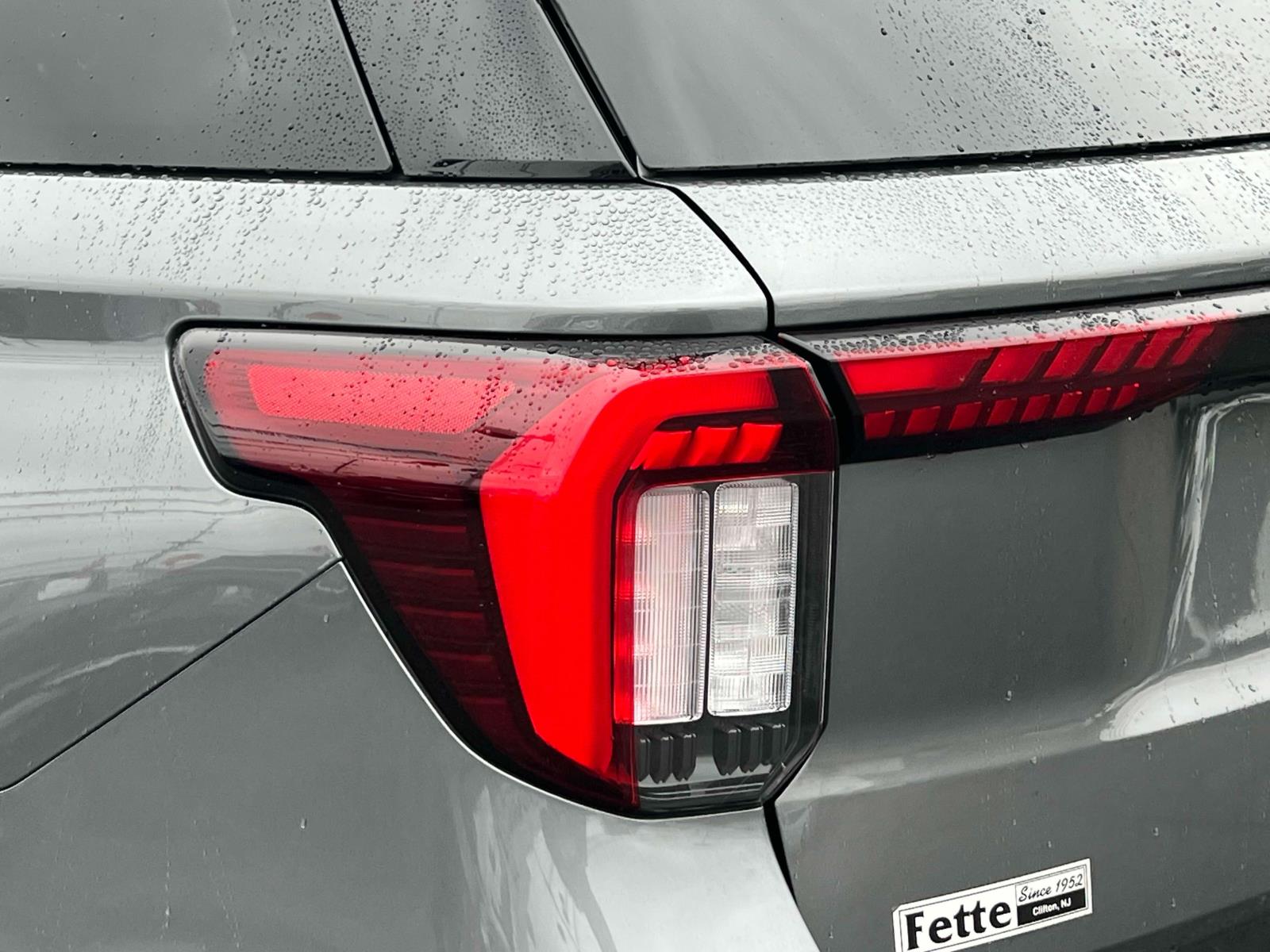 Vehicle image 20 of 29