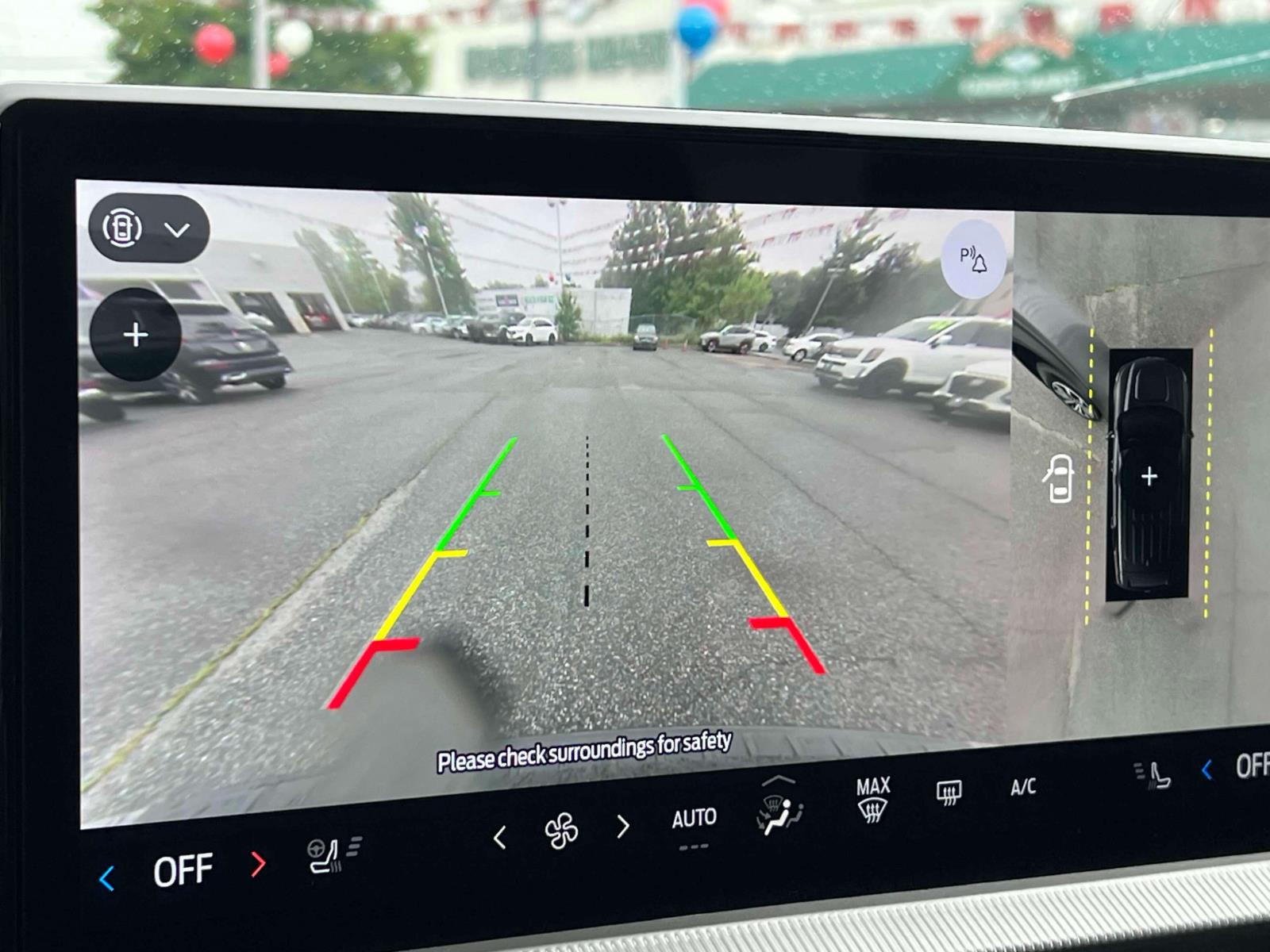 Vehicle image 10 of 29
