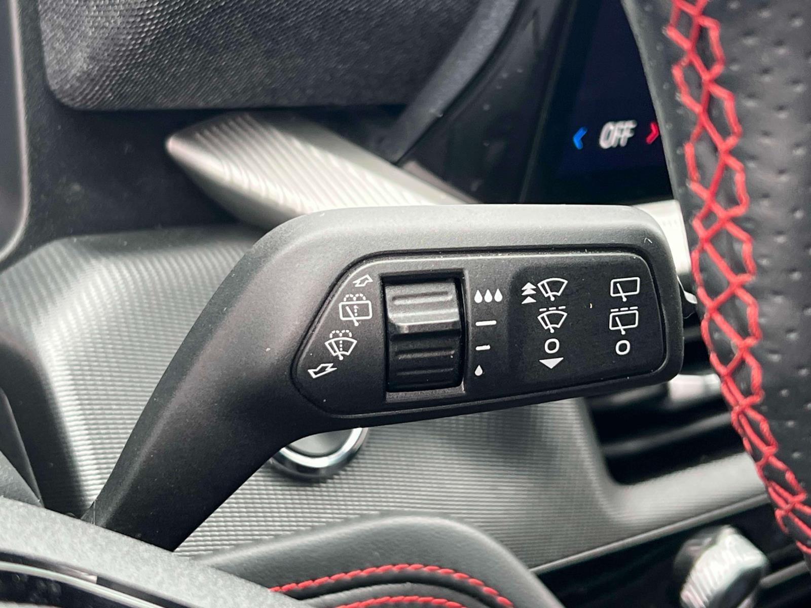 Vehicle image 17 of 29