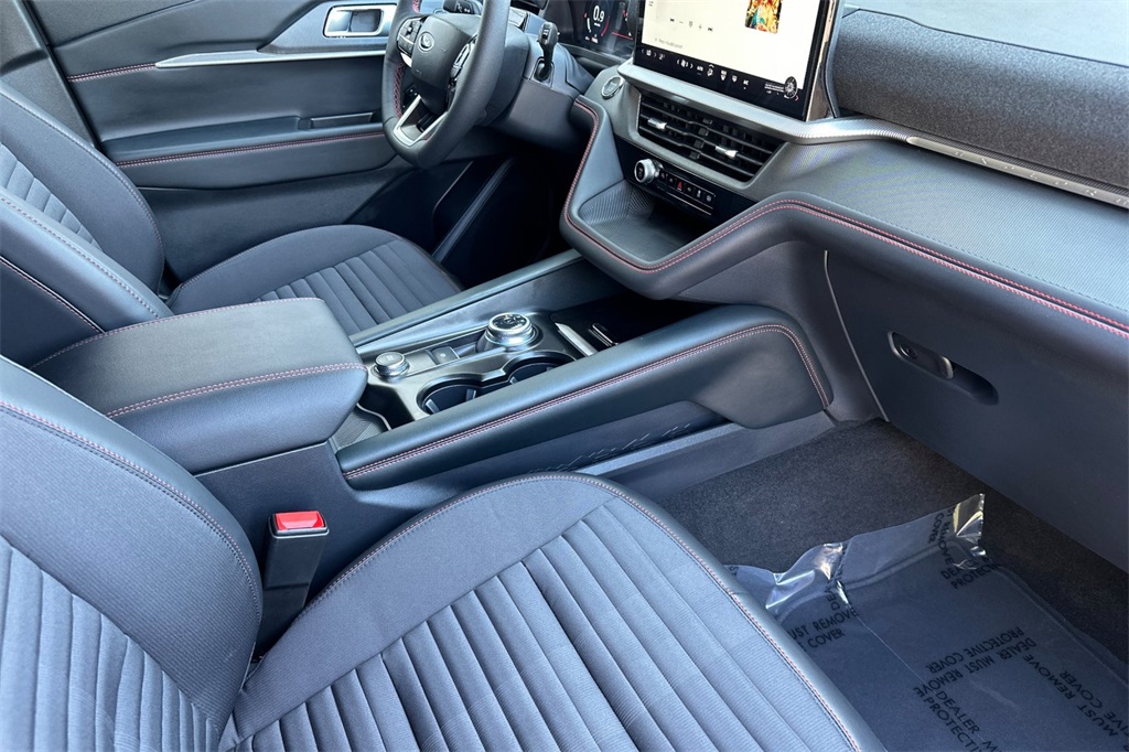 Vehicle image 28 of 29