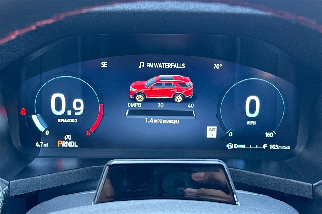 Vehicle image 18 of 29