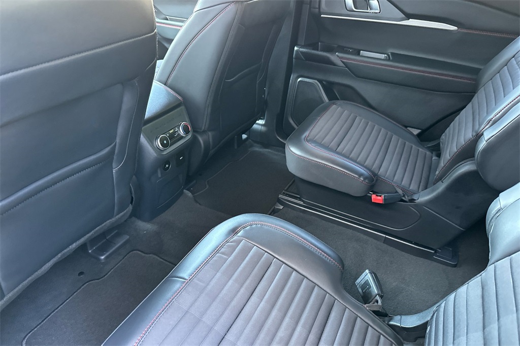 Vehicle image 12 of 29