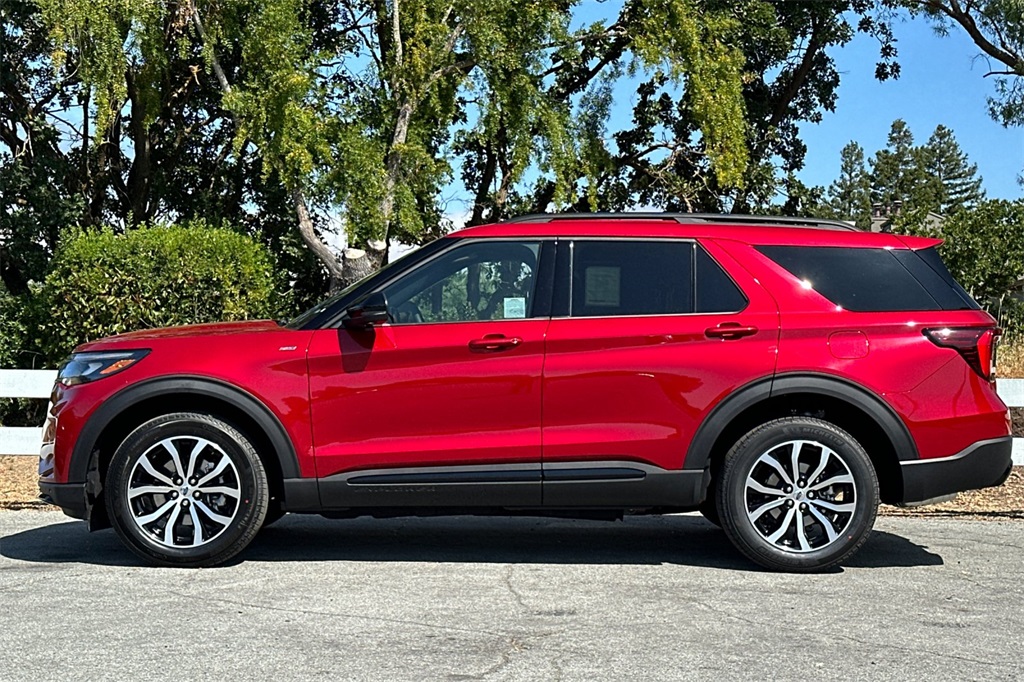 Vehicle image 9 of 29