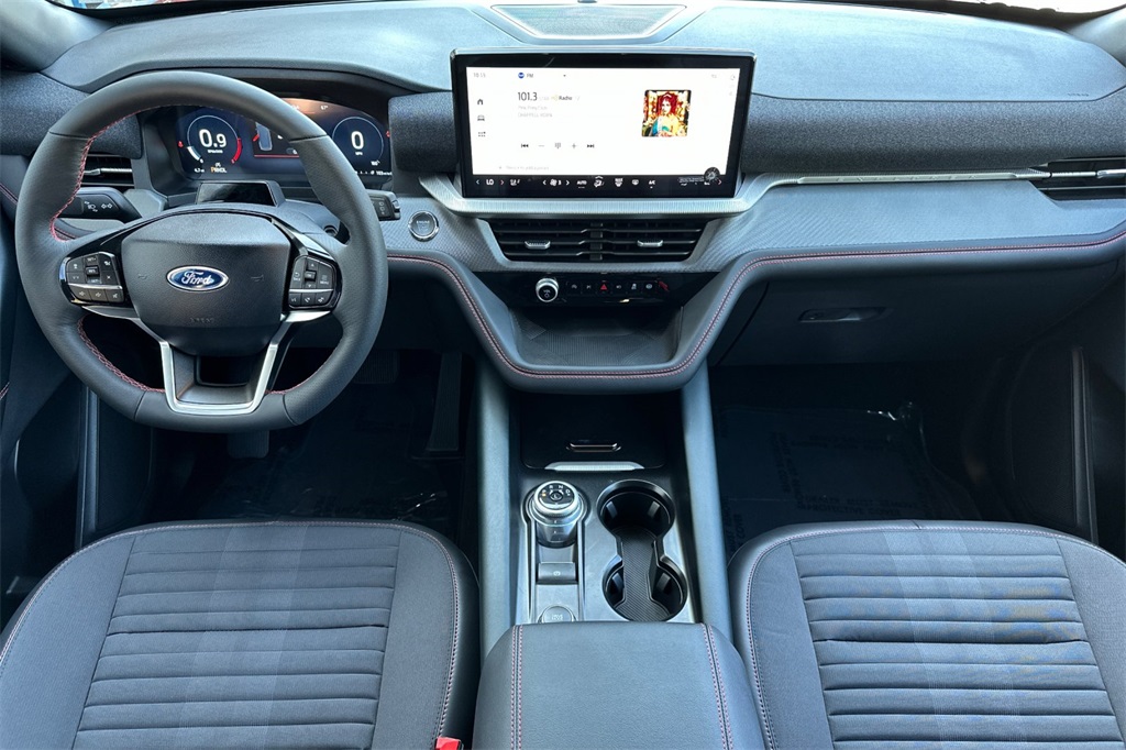 Vehicle image 15 of 29