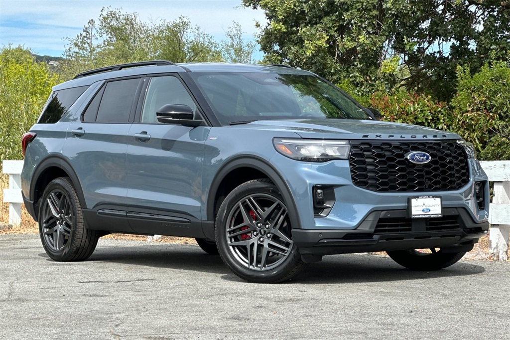 Vehicle image 4 of 29