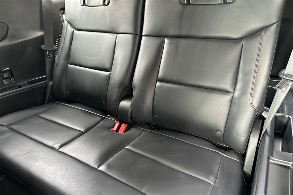 Vehicle image 15 of 29