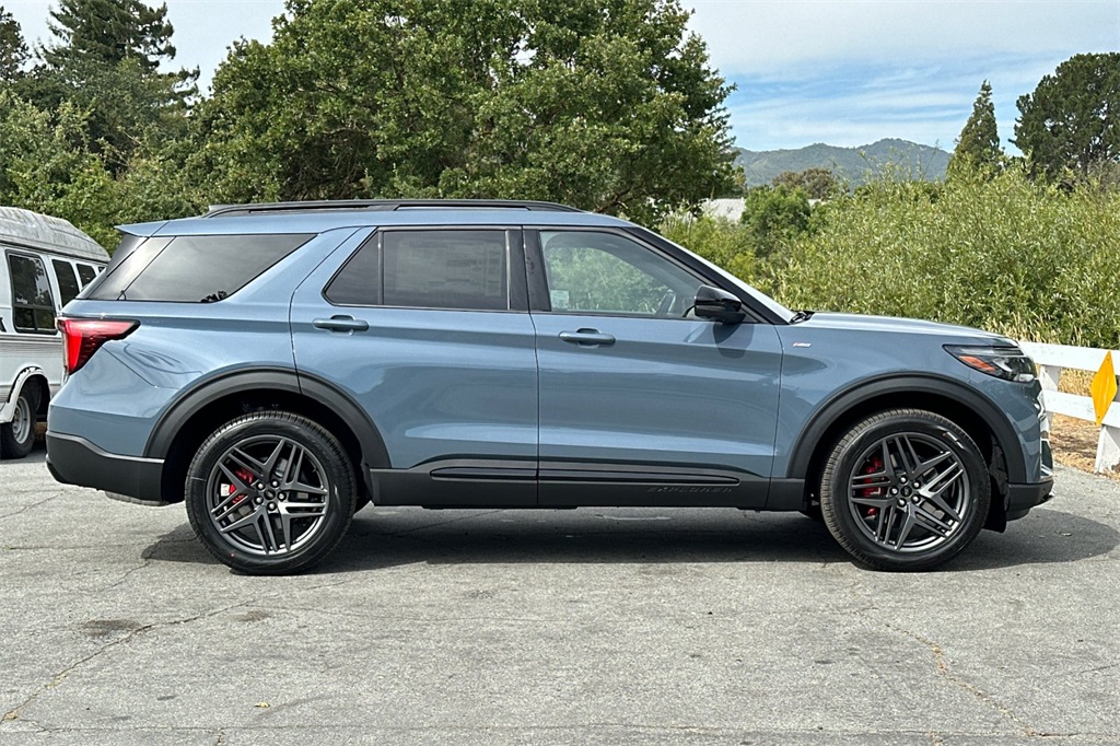 Vehicle image 5 of 29