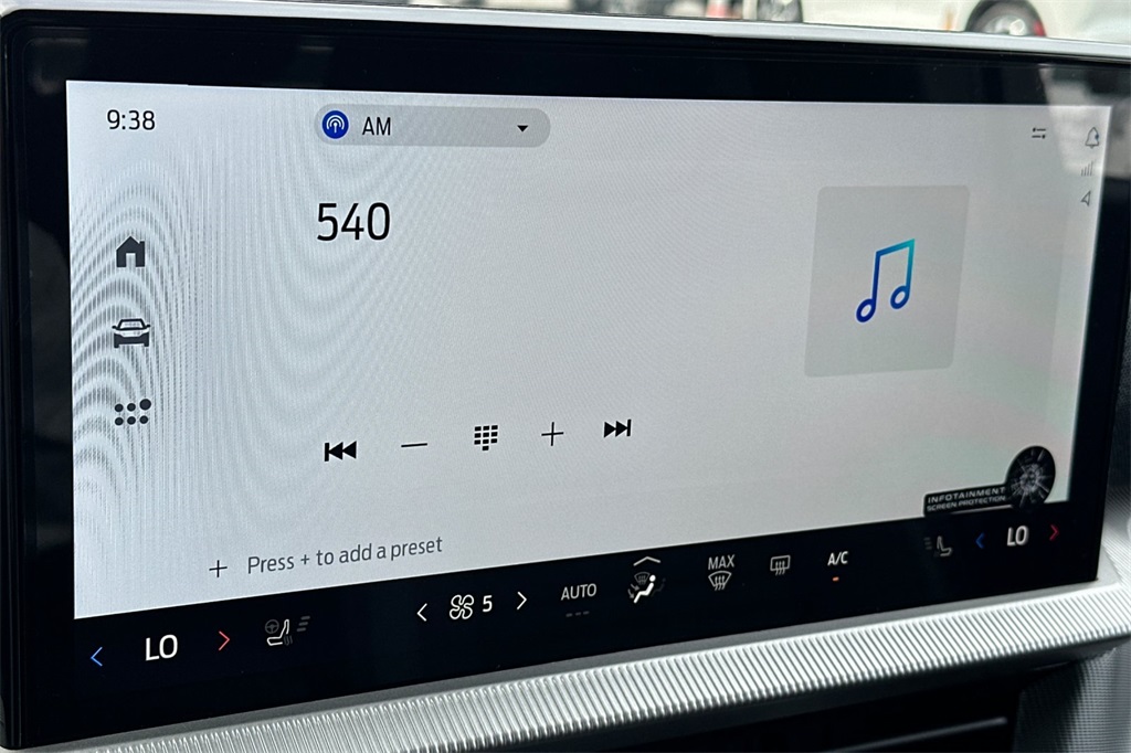 Vehicle image 22 of 29