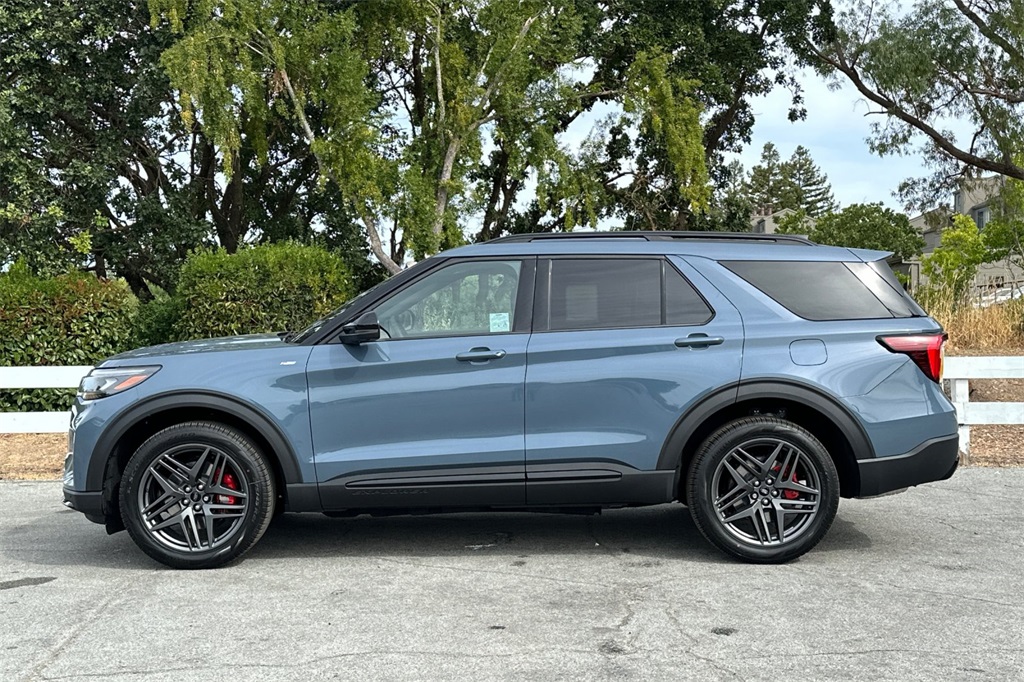 Vehicle image 9 of 29