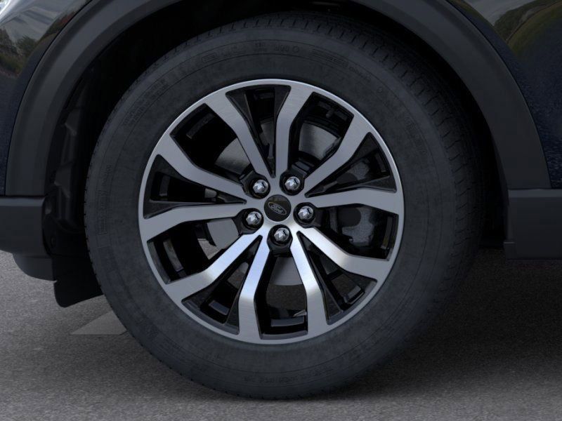 Vehicle image 9 of 23