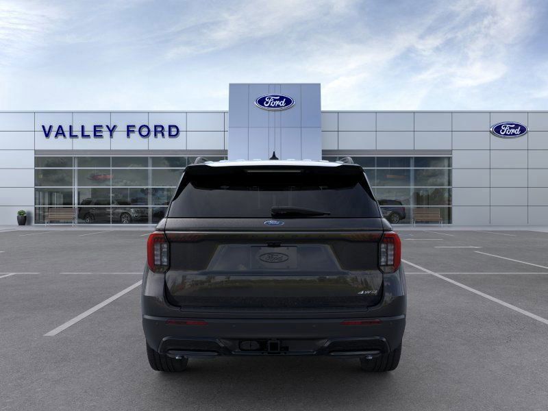 Vehicle image 6 of 23