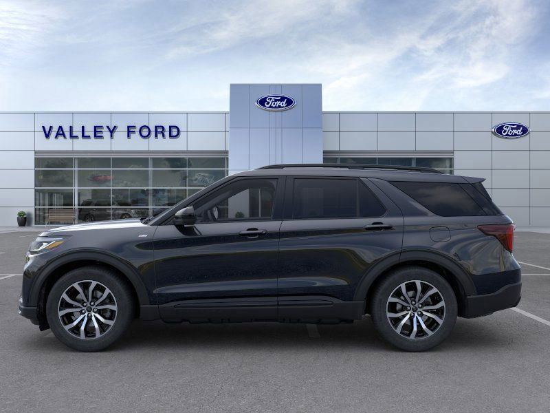 Vehicle image 8 of 23