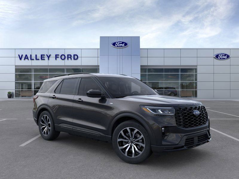 Vehicle image 4 of 23