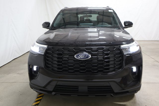 Vehicle image 6 of 33