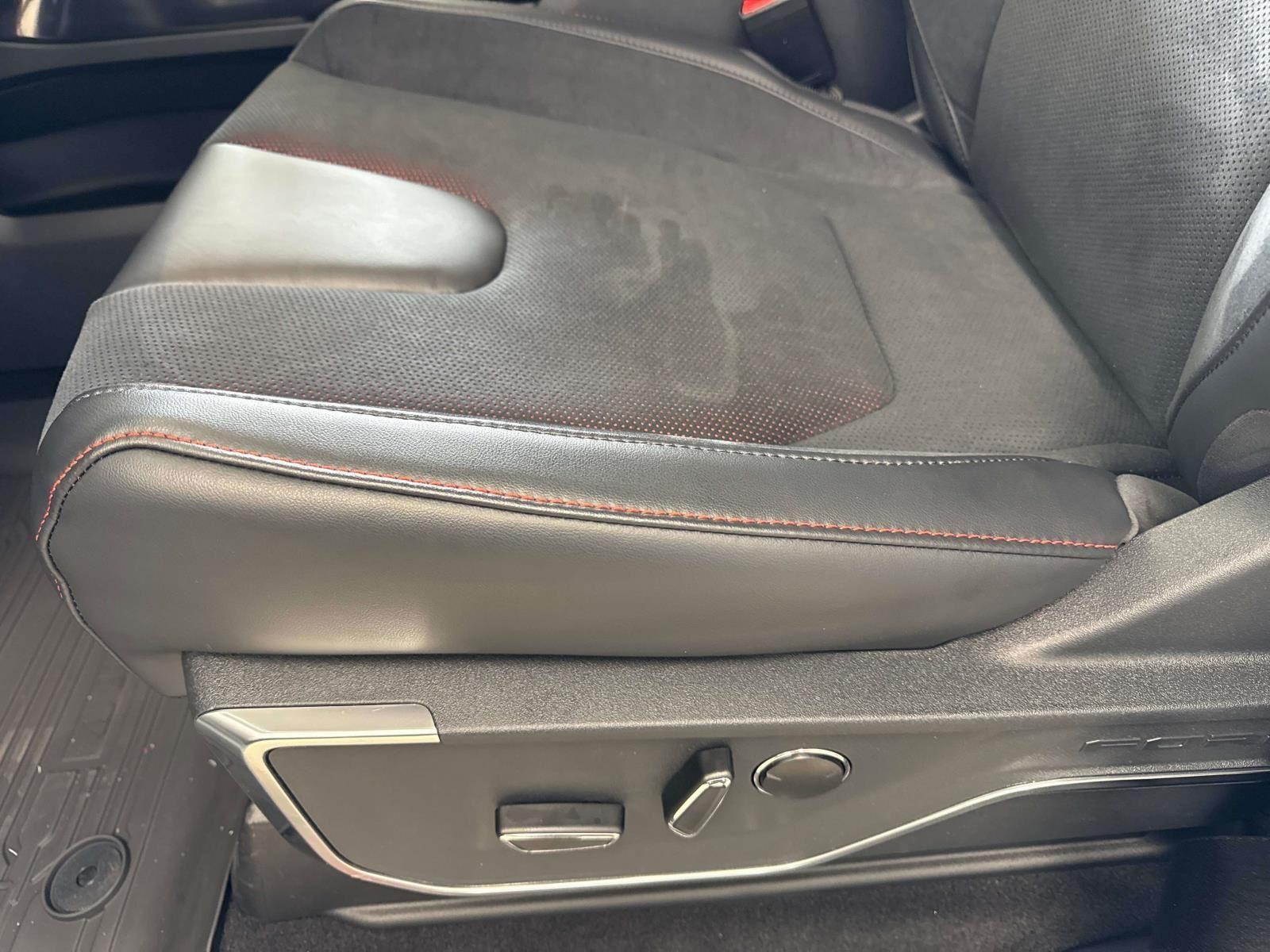 Vehicle image 56 of 57
