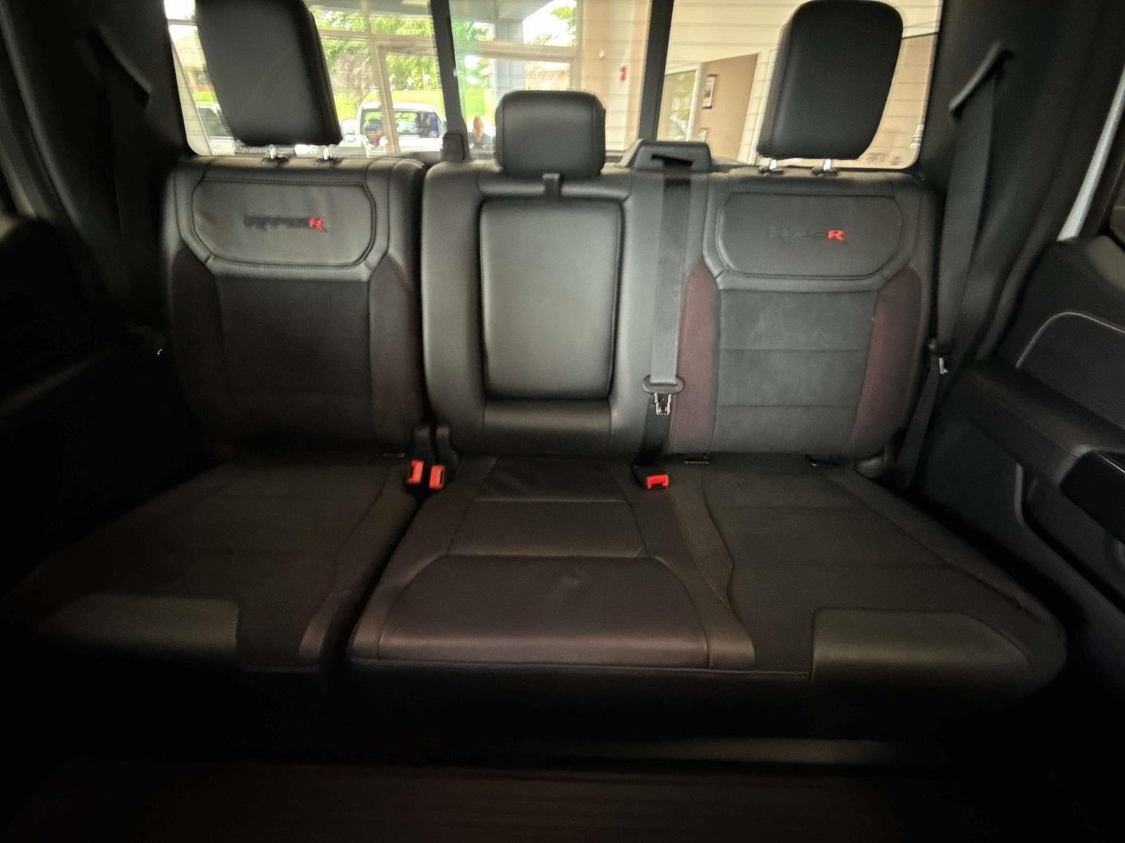 Vehicle image 46 of 57