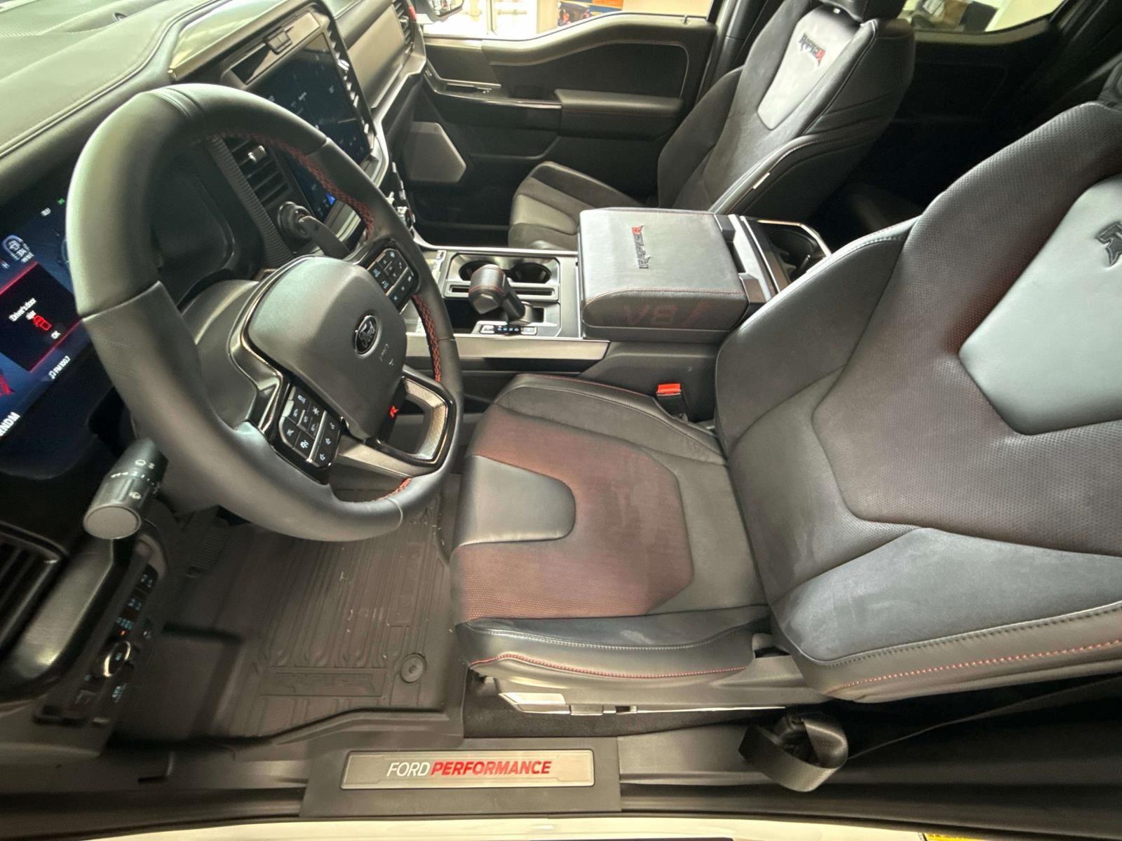 Vehicle image 21 of 57