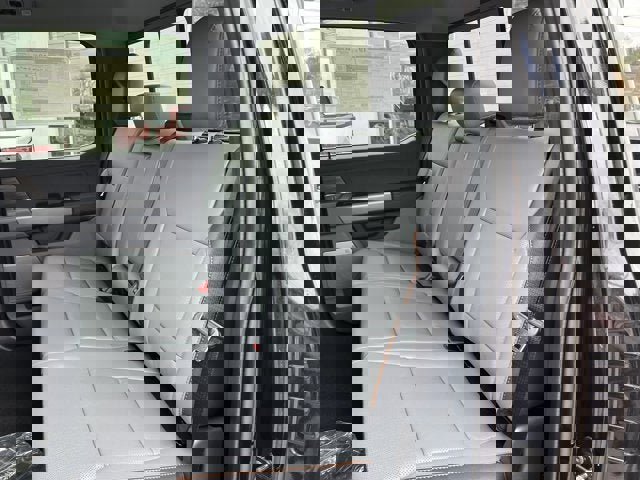 Vehicle image 8 of 18