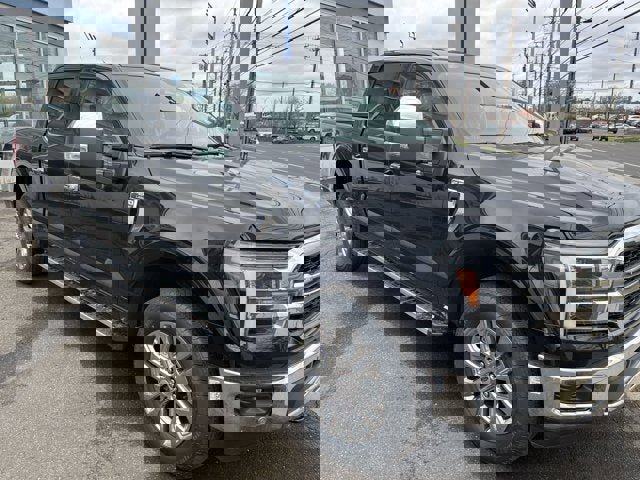 Vehicle image 3 of 18