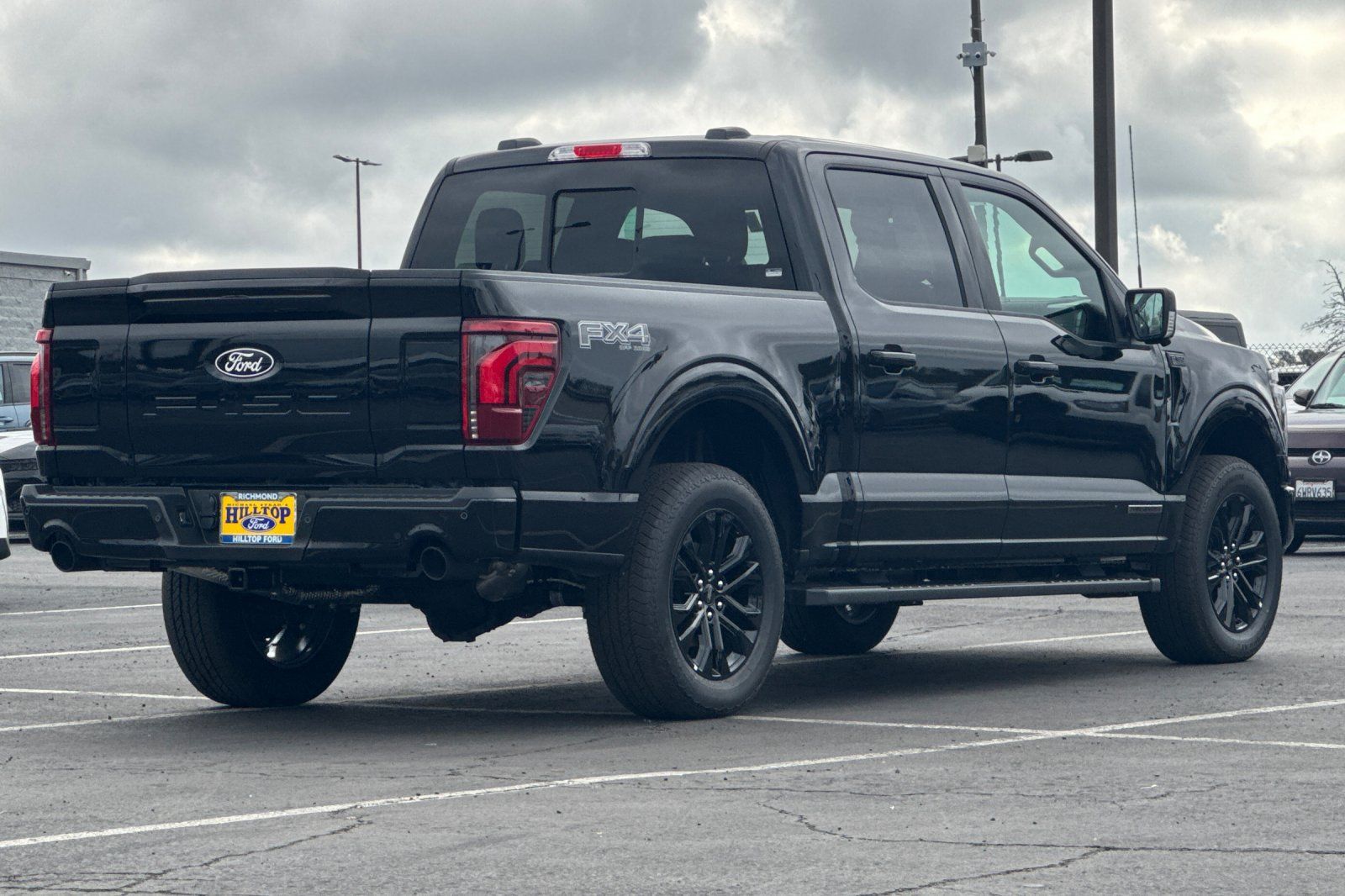 2025 Ford F-150 Lariat Image 6 of 27