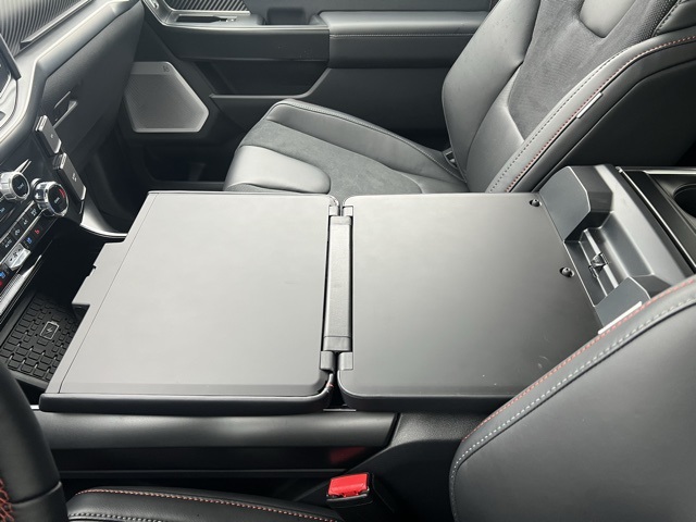 Vehicle image 49 of 51