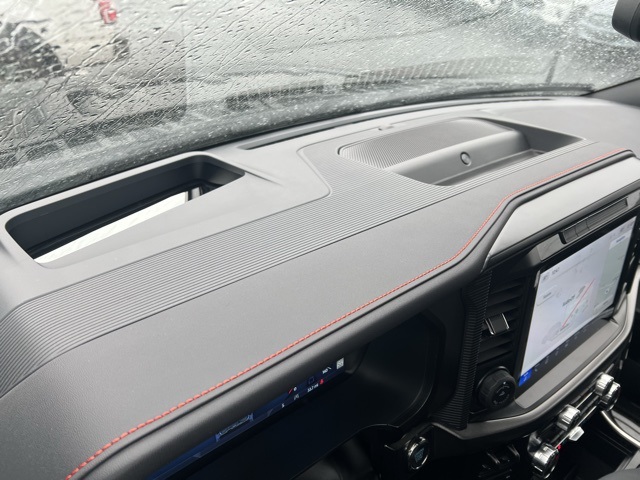Vehicle image 47 of 51