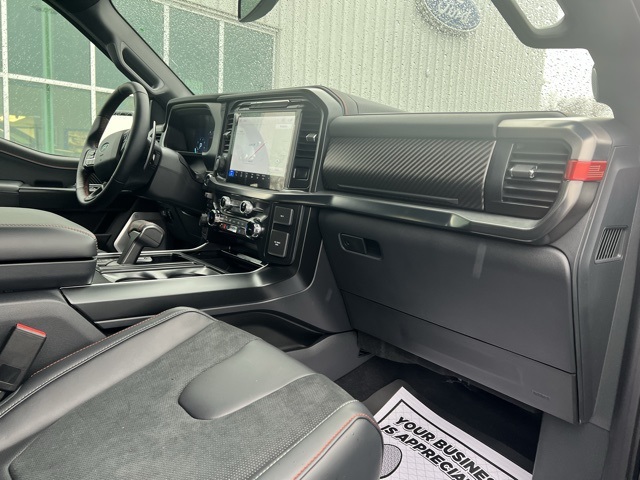 Vehicle image 29 of 51