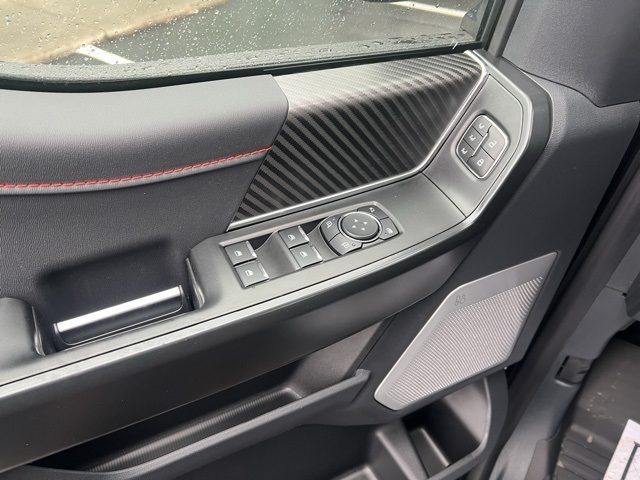 Vehicle image 38 of 51