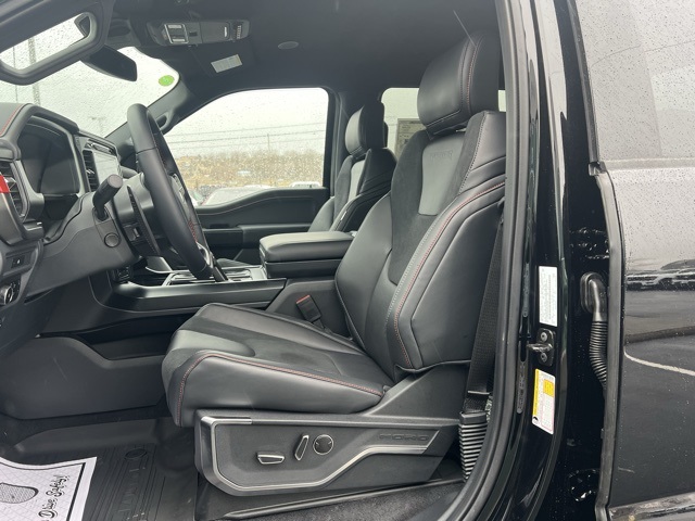 Vehicle image 14 of 51