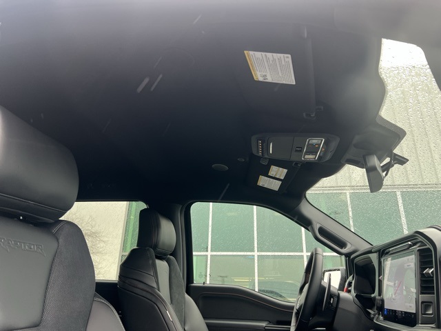 Vehicle image 23 of 51