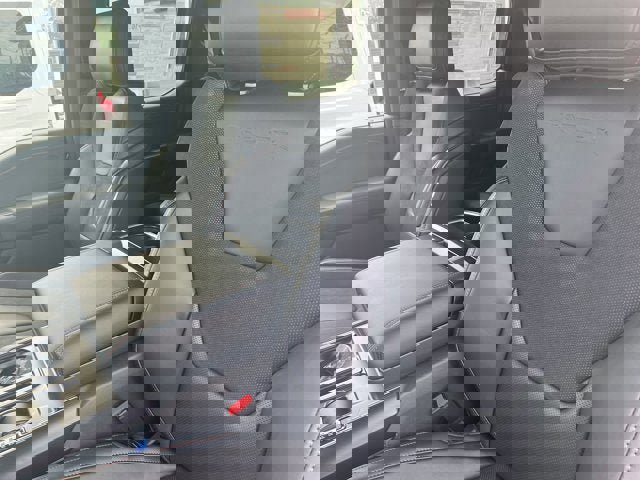 Vehicle image 10 of 25