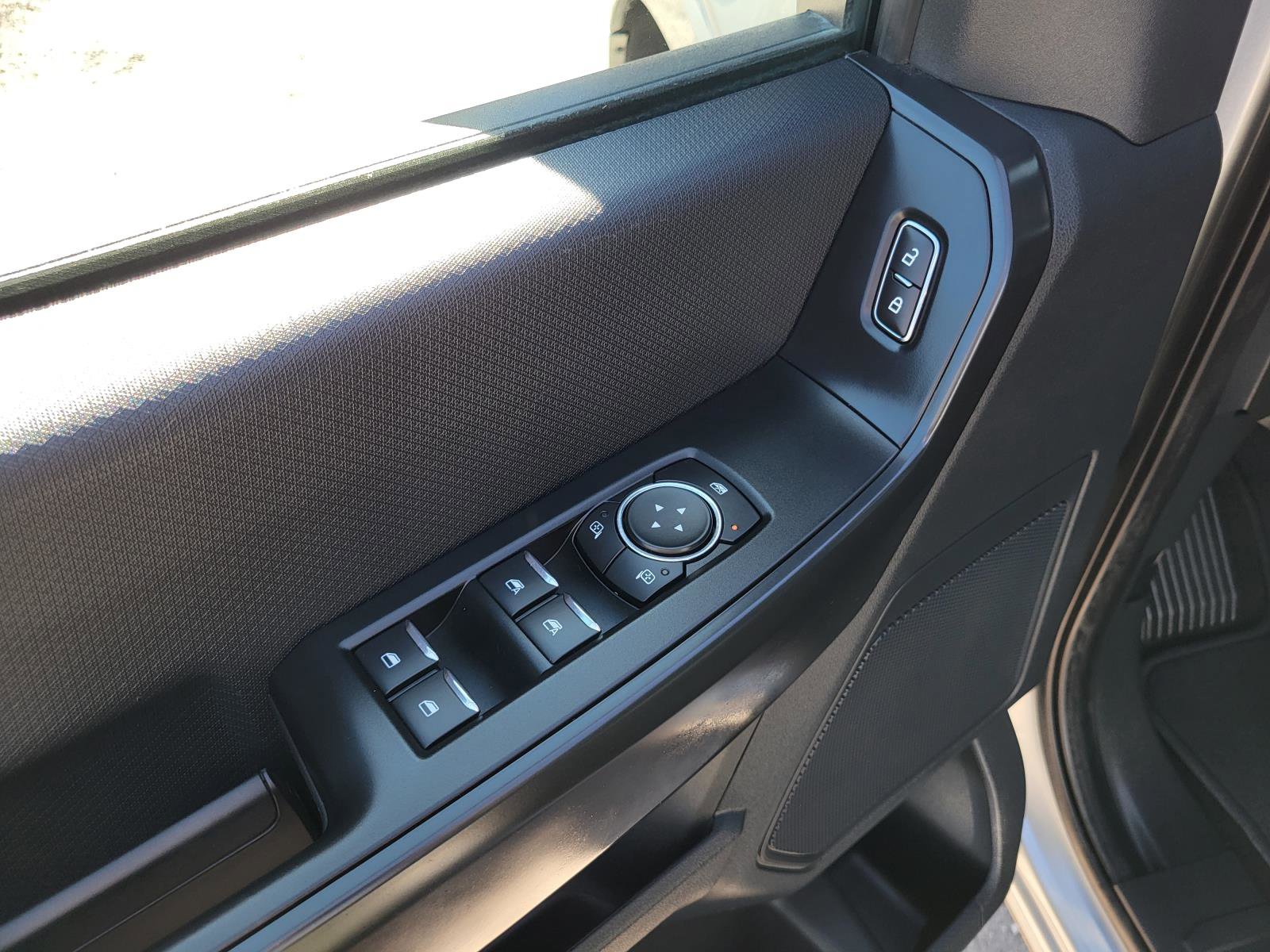 2025 Ford F-150 STX Image 22 of 28