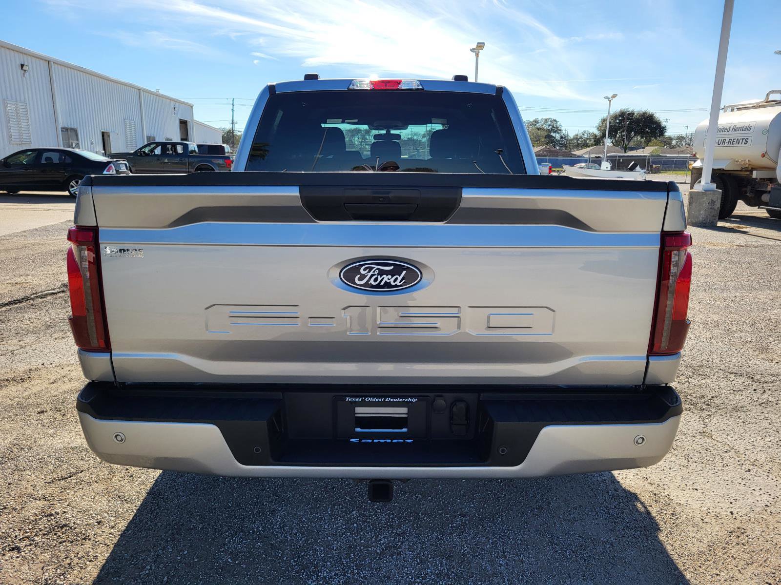 2025 Ford F-150 STX Image 5 of 28