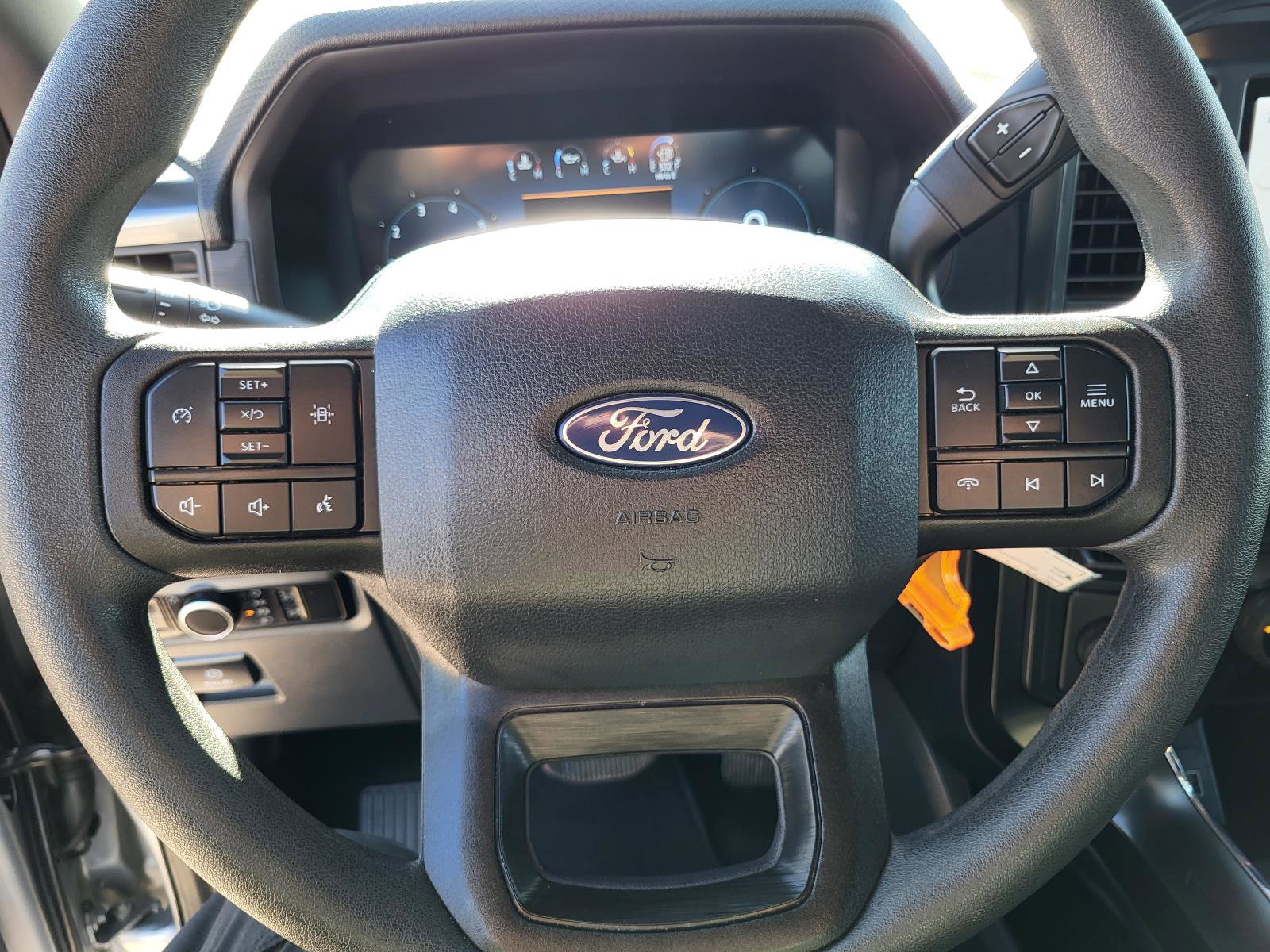 2025 Ford F-150 STX Image 16 of 28