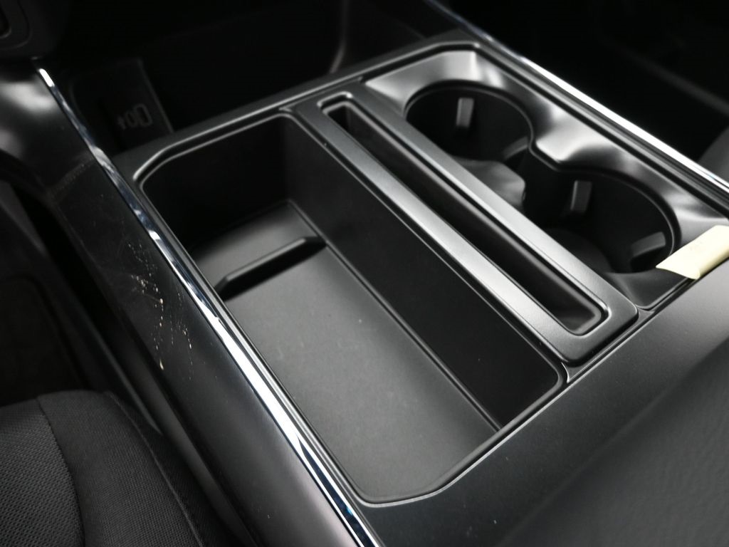 Vehicle image 32 of 32