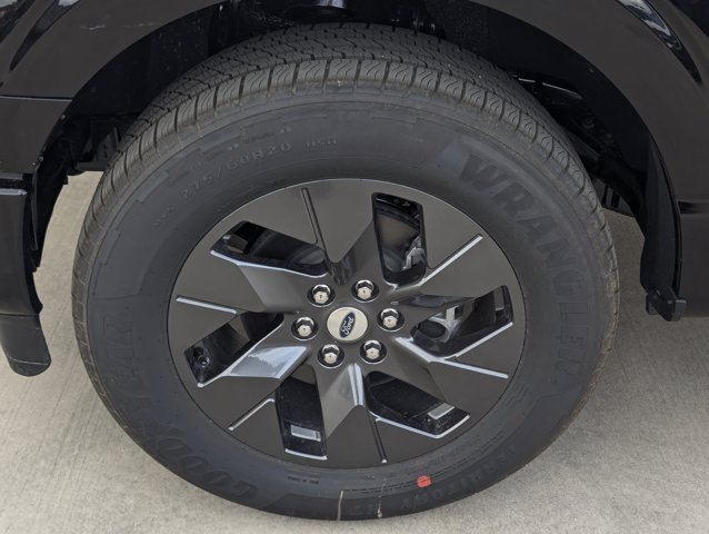 2025 Ford F-150 STX Image 7 of 11