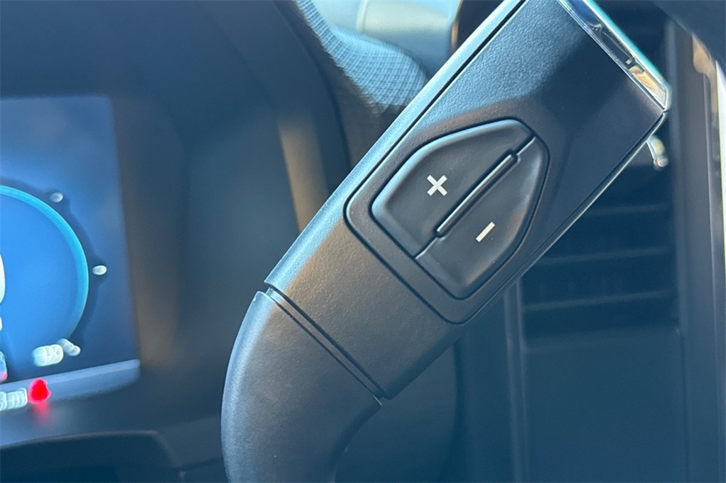 Vehicle image 20 of 26