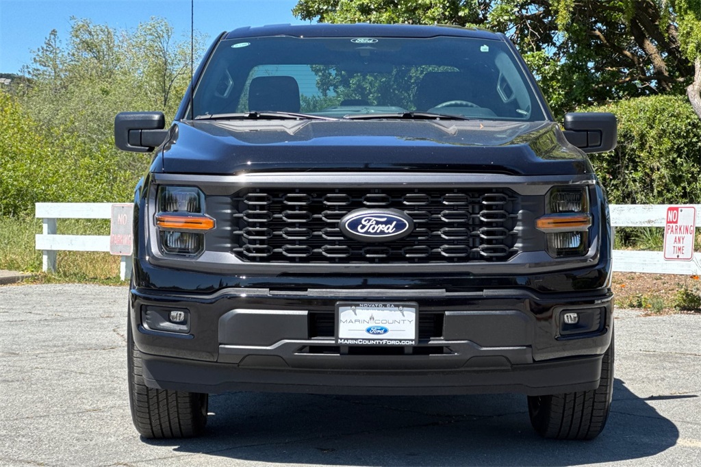 Vehicle image 2 of 26