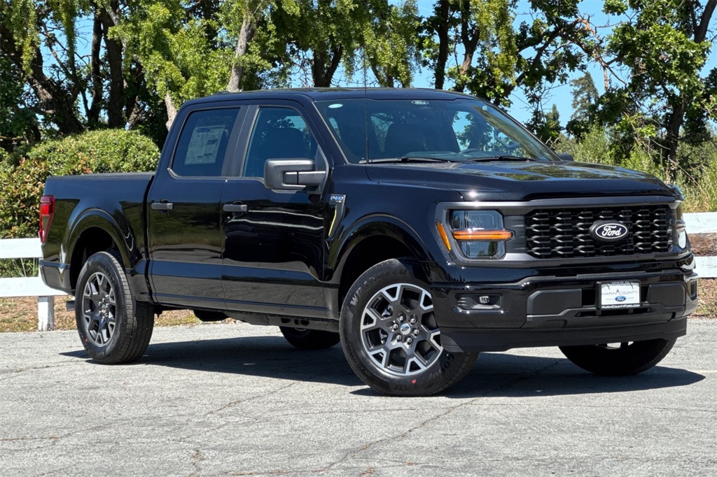 Vehicle image 3 of 26